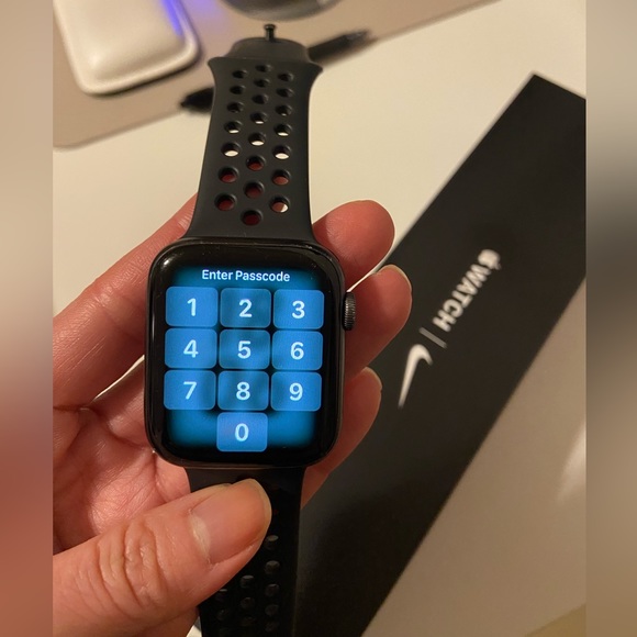 Apple Nike Series watch GPS cellular